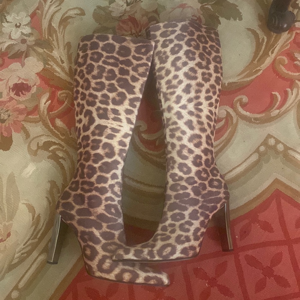 Made in Italy Vicini leather leopard  boots size 40.5